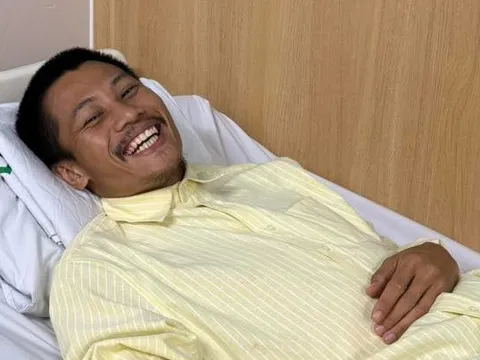 Anh Tạ 'Mưa đỏ' nhập viện vì nhiễm cúm A