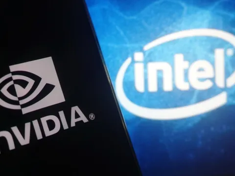 NVIDIA 'giải cứu' Intel bằng khoản đầu tư 5 tỷ USD: Khi ông vua chip AI hợp tác với cựu vương thất thế