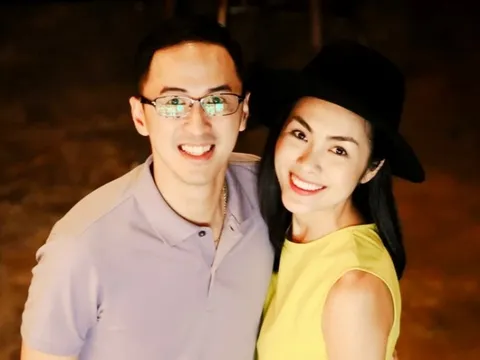 Khoảnh khắc bình dị của ông xã Tăng Thanh Hà bên con trai gây sốt