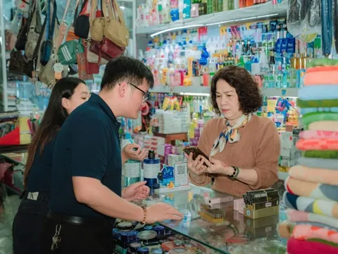 Ngân hàng đồng hành cùng hộ kinh doanh thực hiện Nghị định 70