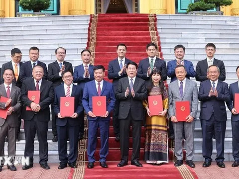 Chủ tịch nước Lương Cường phong hàm, bổ nhiệm các đại sứ Việt Nam ở nước ngoài