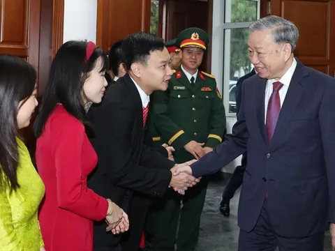 Tổng Bí thư Tô Lâm thăm đại sứ quán, khánh thành tượng Bác Hồ tại Triều Tiên
