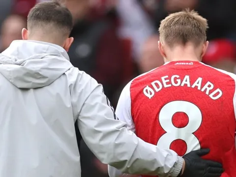 Arsenal mất đi "bộ não sáng tạo" trong lối chơi
