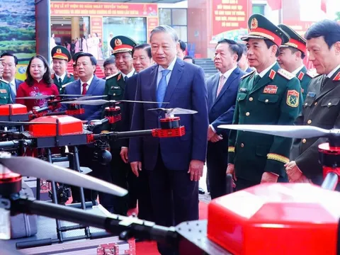 Tổng Bí thư Tô Lâm dự lễ kỷ niệm 80 năm Ngày truyền thống Quân khu 4
