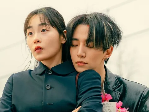 Lee Jun Ho hóa 'trai phố', mở màn rating ấn tượng cho Typhoon family