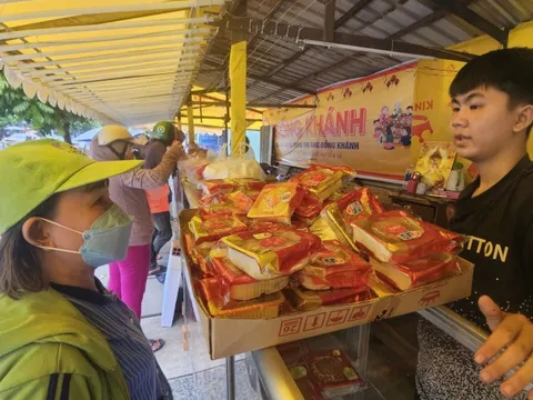 Bánh trung thu đại hạ giá, người tiêu dùng cần lưu ý để tránh hàng kém chất lượng