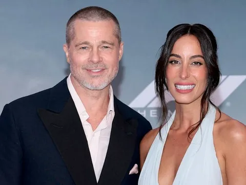 Brad Pitt và bạn gái dọn về sống chung, không ngại làm cha ở tuổi 61