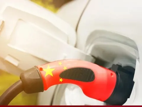 Trung Quốc tăng gấp đôi công suất sạc xe điện vào năm 2027
