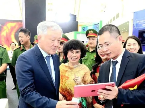 Blockchain - Hơn cả tiền mã hóa: Hướng tới định danh, truy xuất và chứng thực số