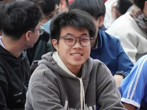 Phường trung tâm Đà Nẵng cho học sinh nghỉ học tránh bão Thần Gió