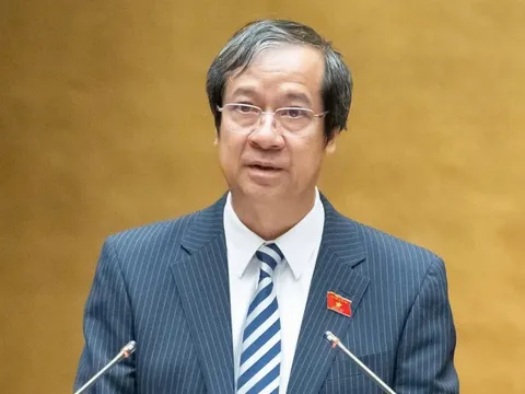 Bộ trưởng Nguyễn Kim Sơn: Quy định một bộ sách giáo khoa thống nhất, bỏ cấp bằng tốt nghiệp THCS