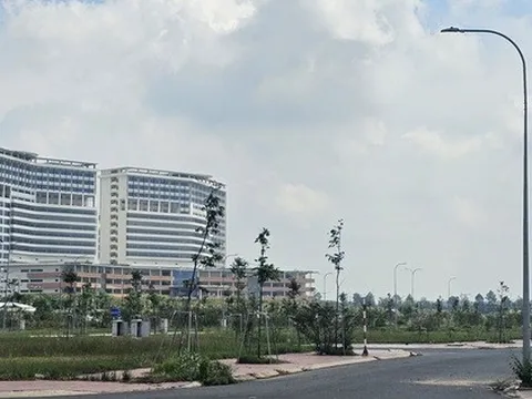 Lãnh đạo TP HCM chỉ đạo liên quan việc cấp sổ cho người dân khu tái định cư bệnh viện 1.500 giường