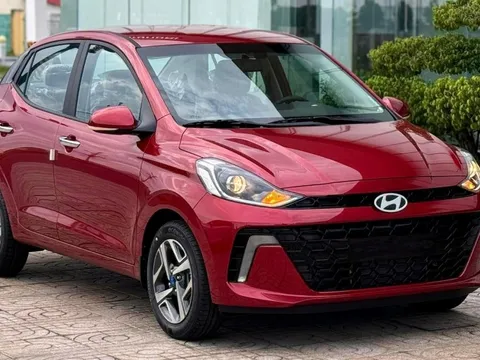 Không chỉ chính hãng, hàng loạt đại lý Hyundai giảm giá hàng chục triệu đồng cho cả i10, Venue…