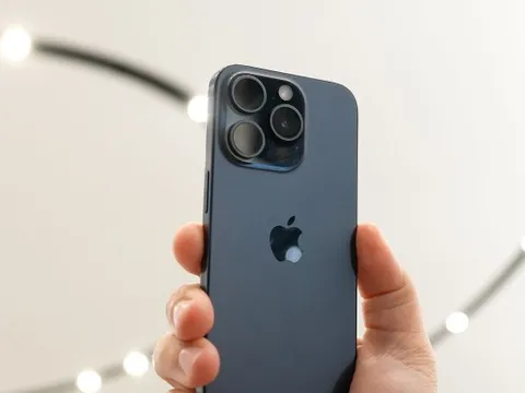 Chiếc iPhone cũ đáng tiền nhất năm 2025