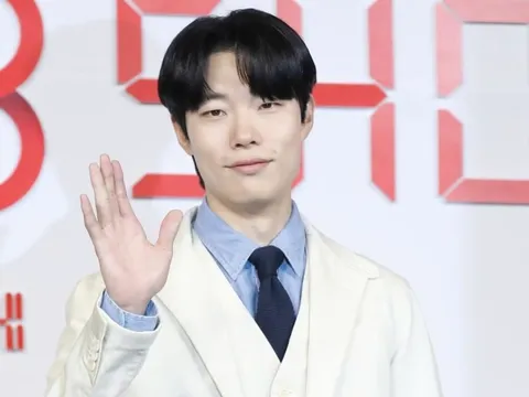 Kỷ niệm 10 năm Reply 1988, Ryu Jun Yeol đối diện 'tình cũ' Hyeri ra sao?