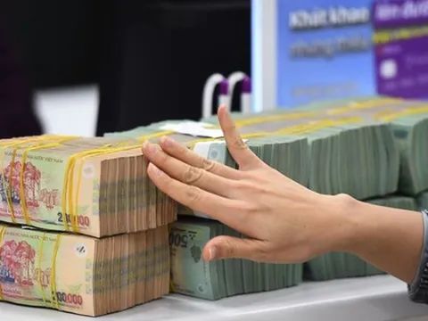 Vì sao lãi suất tiết kiệm ngân hàng tăng trở lại?