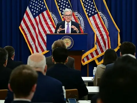 Fed hạ lãi suất dù gần như “mù tịt” về dữ liệu kinh tế mới nhất