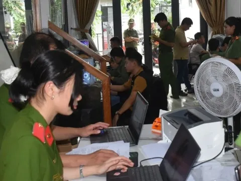 Triệt phá 'lò sản xuất' tài khoản ảo cho đối tượng lừa đảo ở Campuchia