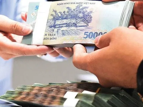 Đầu tháng 11, loạt ngân hàng VPBank, Techcombank, LPBank, PVcombank,... tăng lãi suất tiết kiệm