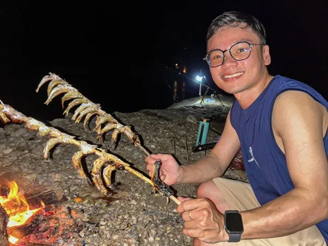 Câu cá suối bằng rọ: Kéo một lần gần chục con cá