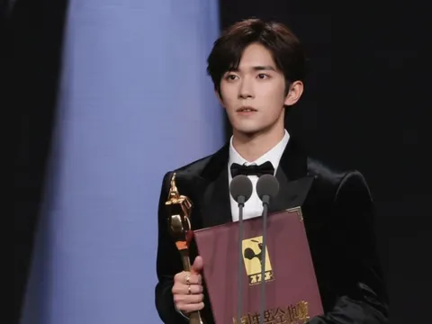 Dịch Dương Thiên Tỉ làm nên kỳ tích, trở thành Ảnh đế trẻ nhất lịch sử Kim Kê