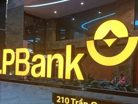 Công ty chứng khoán bị phạt gần 900 triệu đồng vì loạt sai phạm