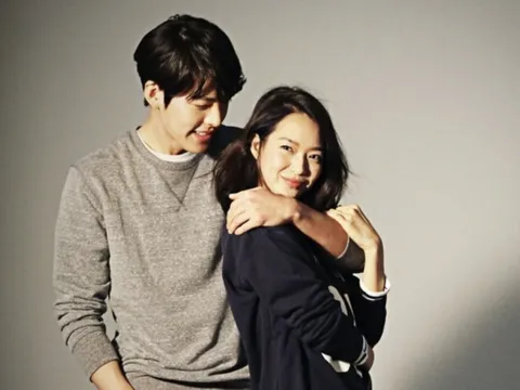 Kim Woo Bin cuối cùng cũng cưới Shin Min Ah sau 10 năm hò hẹn