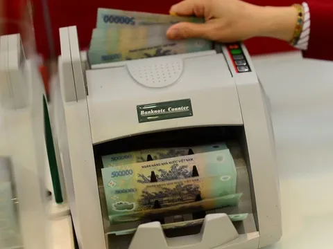 Công ty lãi đậm nhờ bán cổ phần dù mục tiêu cả năm chỉ 12 triệu đồng