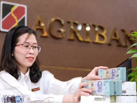 Agribank giảm tới 2%/năm lãi suất cho vay hỗ trợ khách hàng bị thiệt hại do bão và mưa lũ