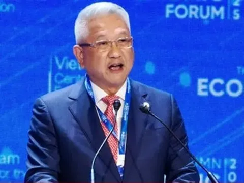 Chủ tịch Foxconn: Việt Nam đang nổi lên là cứ điểm sản xuất thiết bị AI toàn cầu