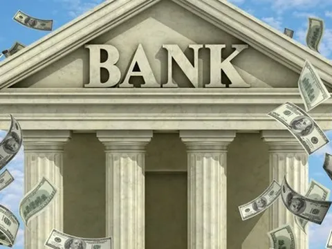 Những ngân hàng có nhiều lợi nhuận tích lũy để chia cổ tức nhất: Vietcombank có gần 100.000 tỷ, một nhà băng tư nhân sở hữu "kho dự trữ' vượt BIDV