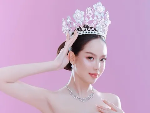 Thanh Thủy 'final walk', nói 3 thứ tiếng khép lại nhiệm kỳ Hoa hậu Quốc tế rực rỡ