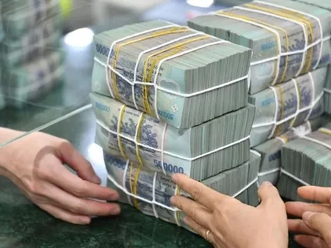 Một ngân hàng áp dụng lãi suất tiết kiệm 7,3%/năm cho kỳ hạn 6 tháng với số tiền chỉ từ 50 triệu đồng