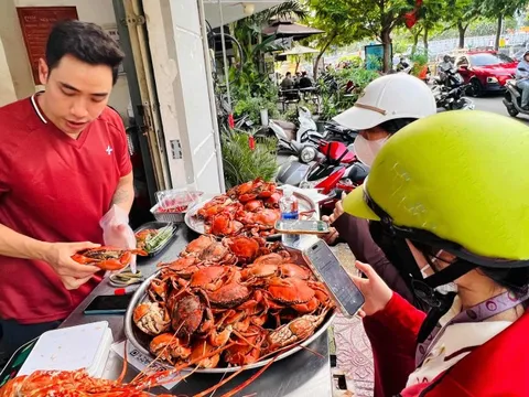 'Hot trend' cua hấp bán từng con