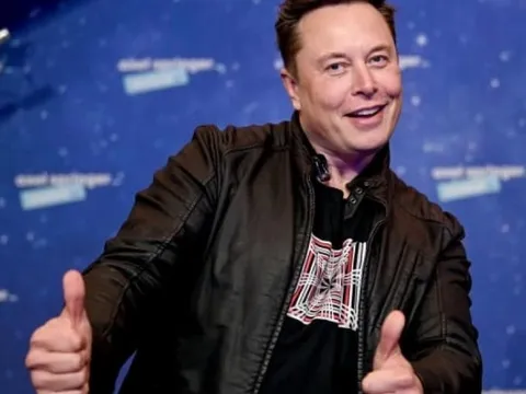 Elon Musk trở thành người đầu tiên trên thế giới có hơn 700 tỷ USD