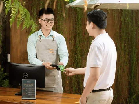 Gói Tài chính Xanh của Sacombank vào Top 10 Sản phẩm - Dịch vụ Xanh & Bền vững năm 2025