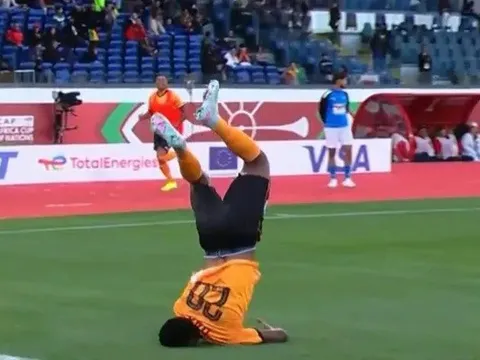 Sao Leicester gây tranh cãi với màn ăn mừng nguy hiểm tại AFCON