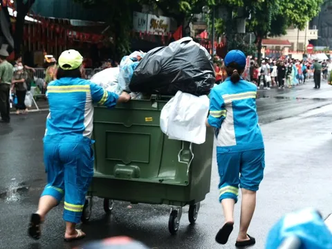 Vui chơi đừng quên nhiệm vụ