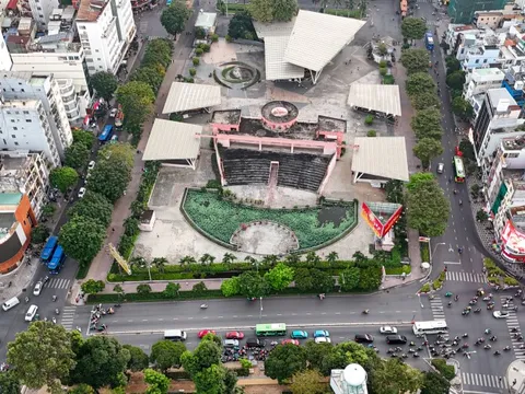 TP.HCM chấp thuận dời bãi giữ xe tuyến metro số 1 qua sân khấu Sen Hồng công viên 23/9