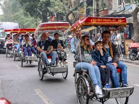 Khách quốc tế đến đông, Hà Nội vẫn loay hoay tìm "lý do ở lại"