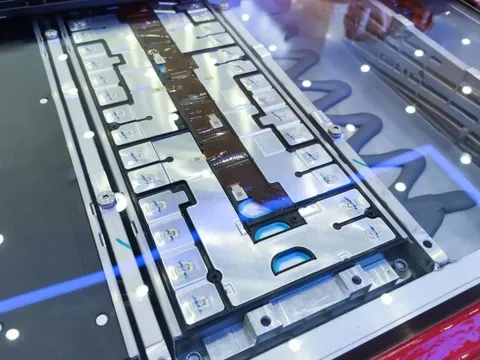 Bước đột phá mới trong công nghệ pin giúp xe điện nhẹ hơn, giá thành rẻ hơn, hiện thực hóa mục tiêu chạy 1.000 km mới cần sạc