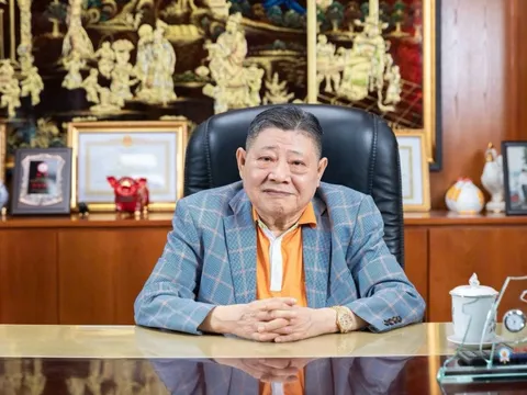 Doanh nhân Hàng Vay Chi - Hơn 40 năm dẫn dắt Việt Hương và kiến tạo khu công nghiệp