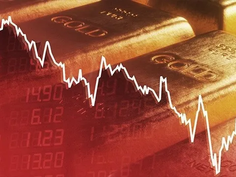 Tối 29/12, giá vàng thế giới bất ngờ quay đầu giảm mạnh hơn 200 USD/ounce