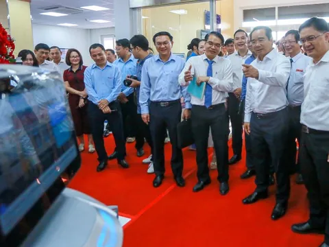 Chính thức ra mắt Trung tâm Phục vụ hành chính công TP.HCM, tiếp nhận cùng lúc 500 - 700 người