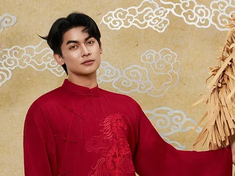 Áo dài nam Tết này có gì lạ?