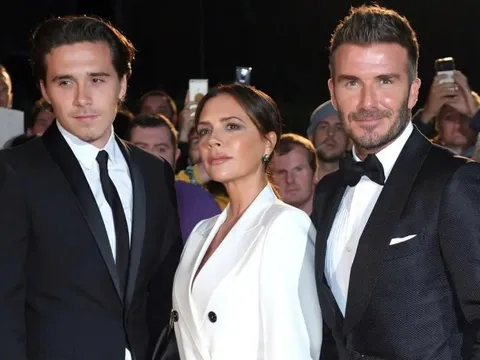 Vợ chồng Beckham có động thái hòa giải với con trai cả Brooklyn