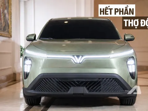 Lộ loạt trang bị đồn đoán của VinFast Limo bản 'full' tại Việt Nam: Mâm lớn, ghế giả da, cần số mới cùng nhiều nâng cấp ‘đáp lại’ tranh luận từ MXH