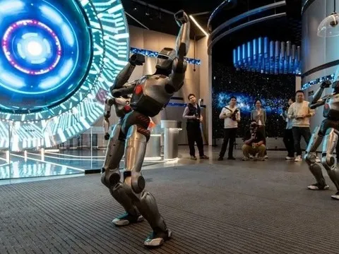 Nghịch lý: Sự kiện công nghệ lớn nhất nước Mỹ thành 'sân diễn' cho robot hình người Trung Quốc