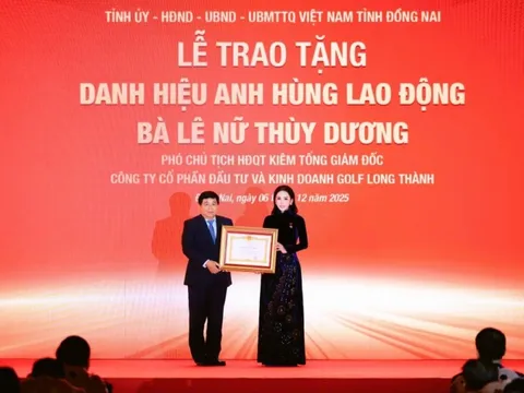 Phó Chủ tịch KN Holdings Lê Nữ Thùy Dương được trao danh hiệu Anh hùng Lao động